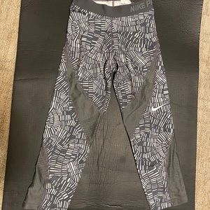 Grey Patterned Nike Pro Capris